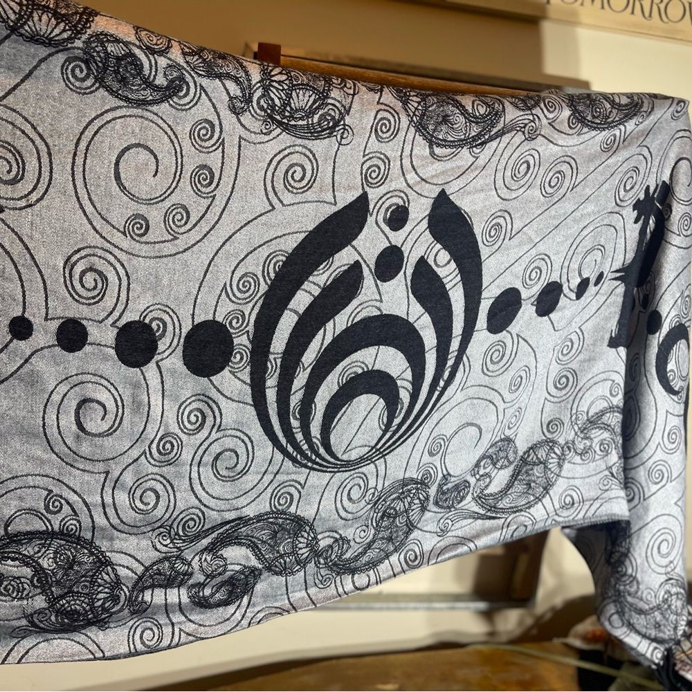 Electric Forest limited Bassnector pashmina silk 2018